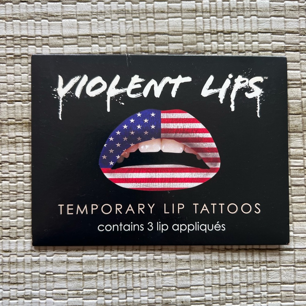 American Flag Temp Lip Tattoo 🇺🇸